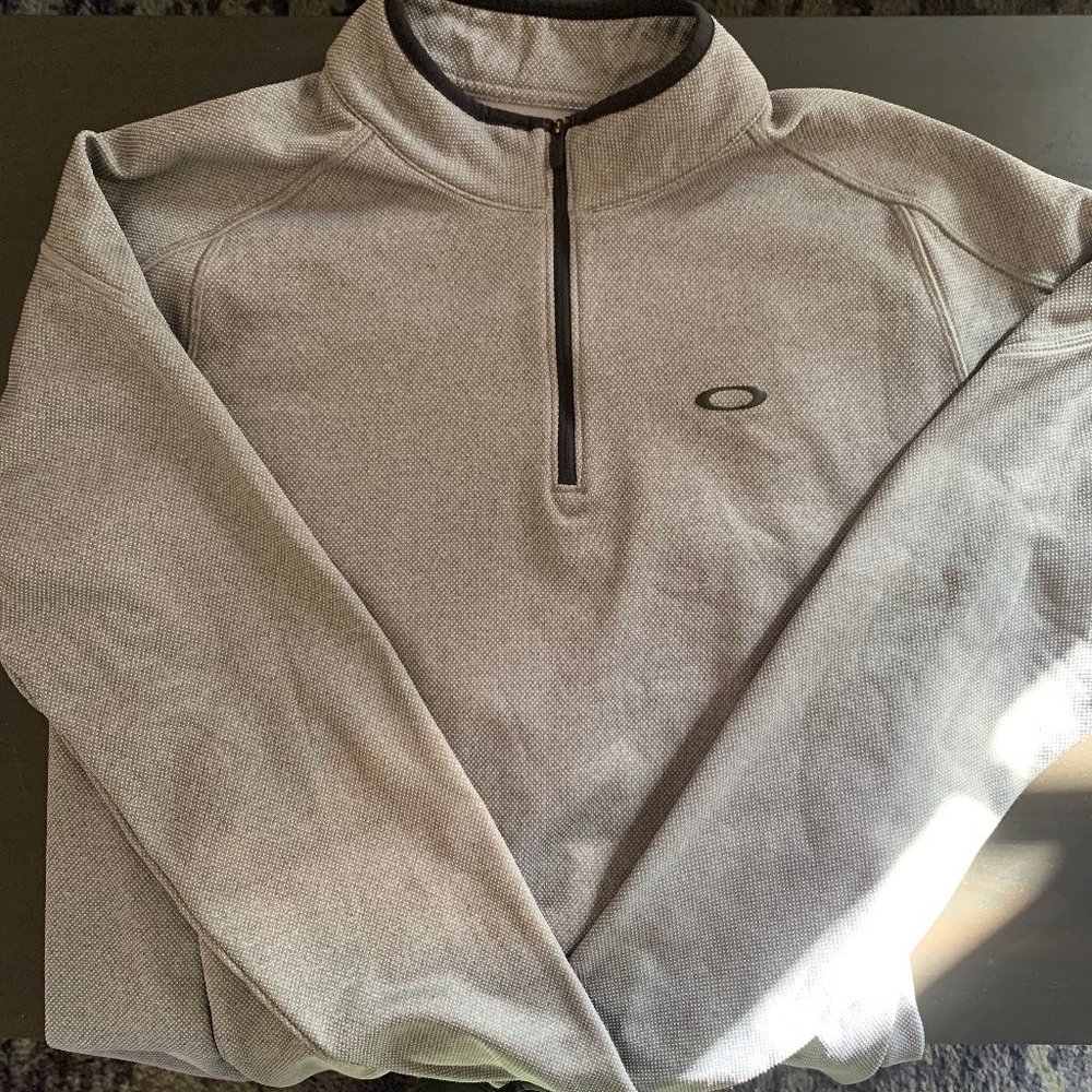 Oakley 1/4 Zip Golf Fleece